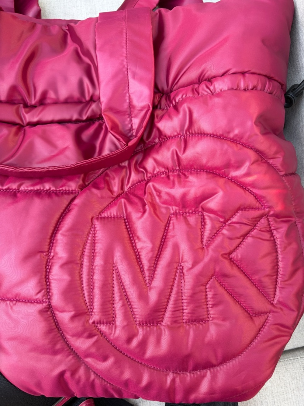 Michael Kors MK Quilted Puffer Tote Bag - Burgundy - Picture 6 of 6